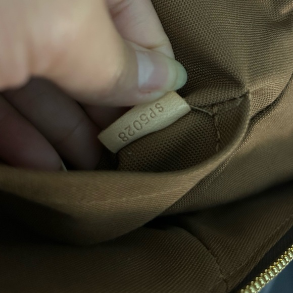 Preowned Authentic Louis Vuitton Monogram Tivoli GM - Picture 5 of 12